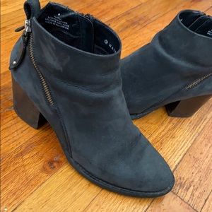 Blondo Waterproof Bootie